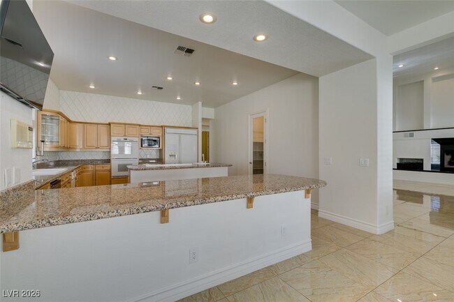 Building Photo - 8706 Mesa Madera Dr