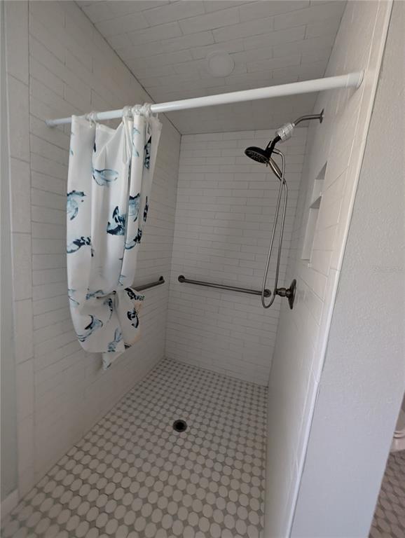 Building Photo - 8481 S Great Oaks Dr