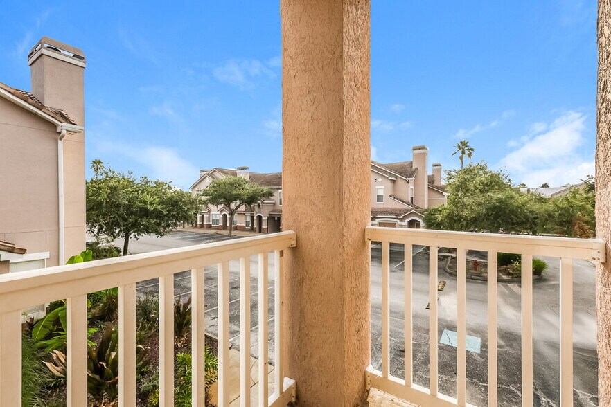 Building Photo - 17980 Villa Creek Dr