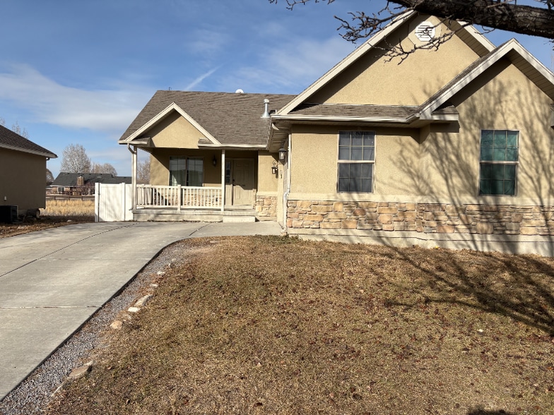 Building Photo - 2103 Partridge Ln