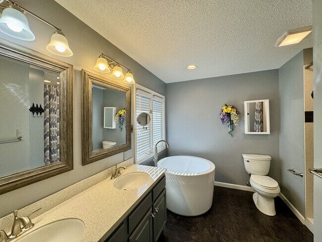Building Photo - 116 Agoli Way