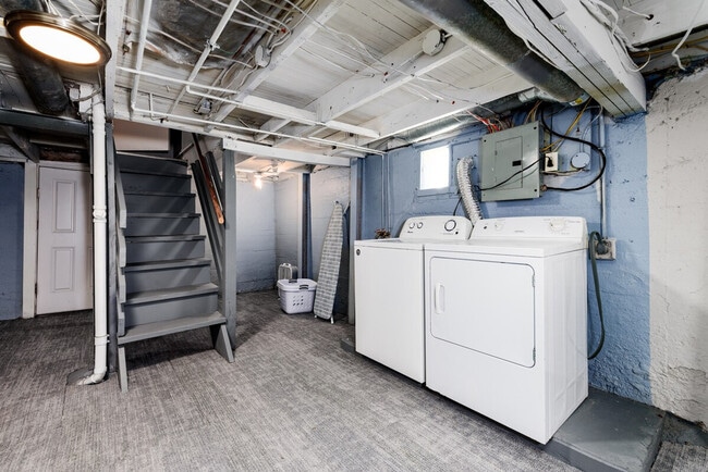 Building Photo - 257 Gordon Ave