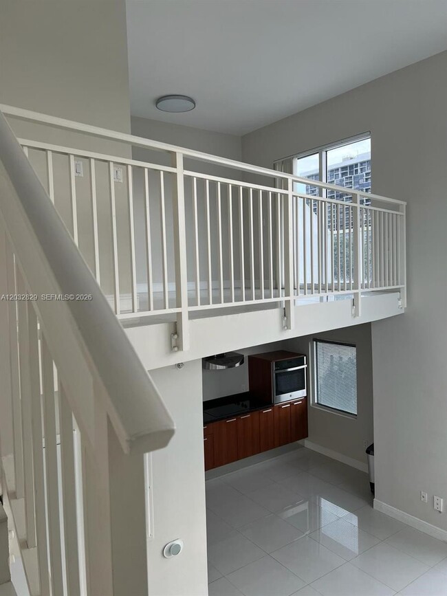 Building Photo - 1650 Brickell Ave