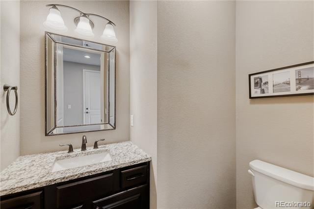 Building Photo - 15959 Hamilton Way