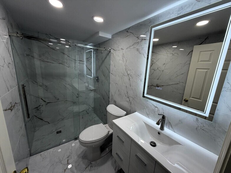 Building Photo - 131 Coolidge Ave