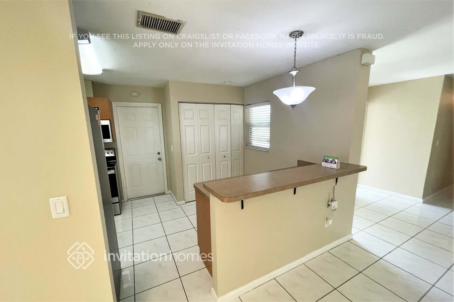 Building Photo - 926 SE 25th Terrace