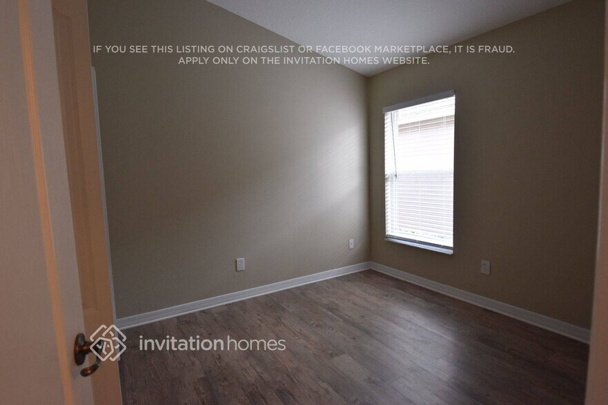 Building Photo - 16422 Cedar Run Dr