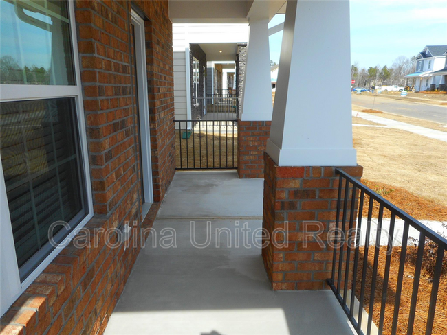 Building Photo - 843 Windage Wy