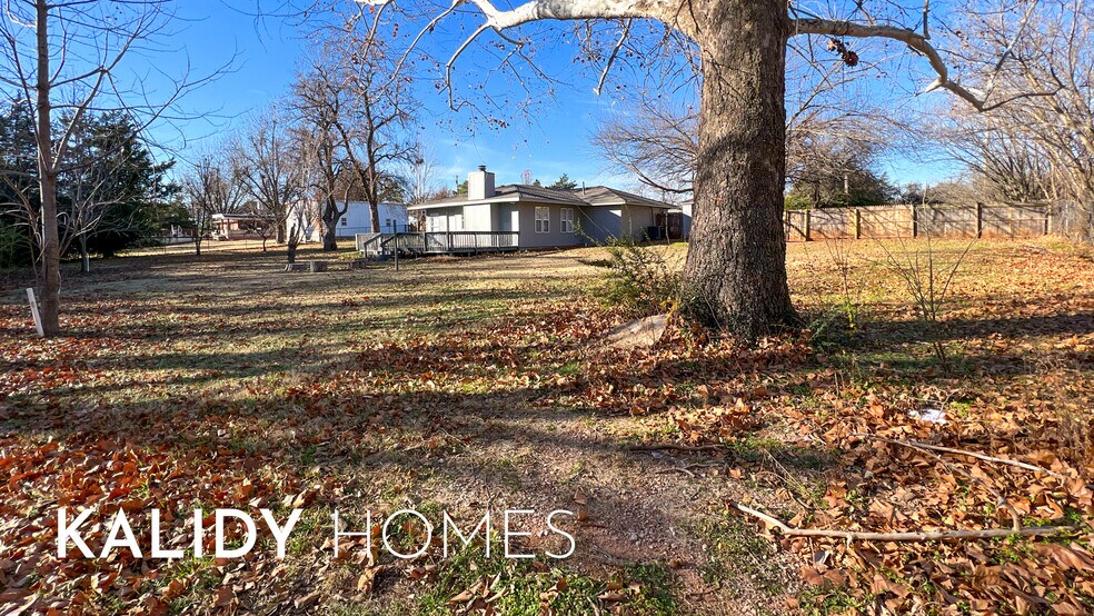 Building Photo - 13408 Thompson Rd