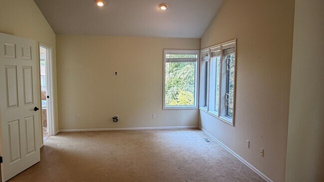 Building Photo - 4504 194th Way NE
