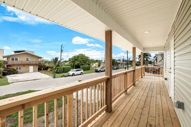 Building Photo - Goodland