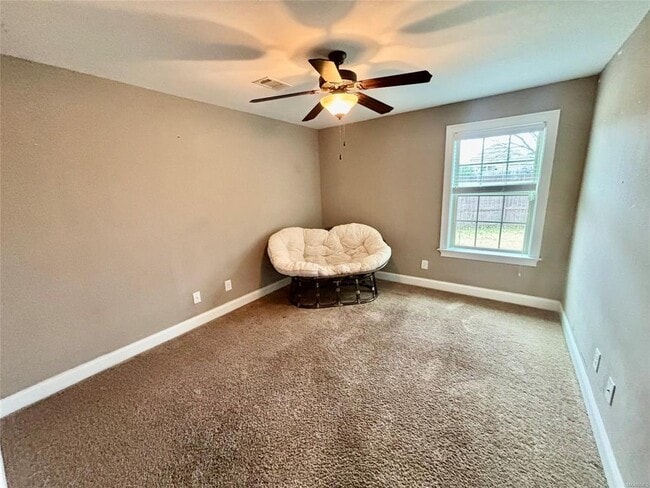 Building Photo - 283 Meadowview Ln