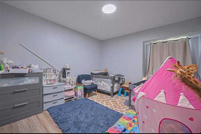 Building Photo - 2606 Micliff Blvd