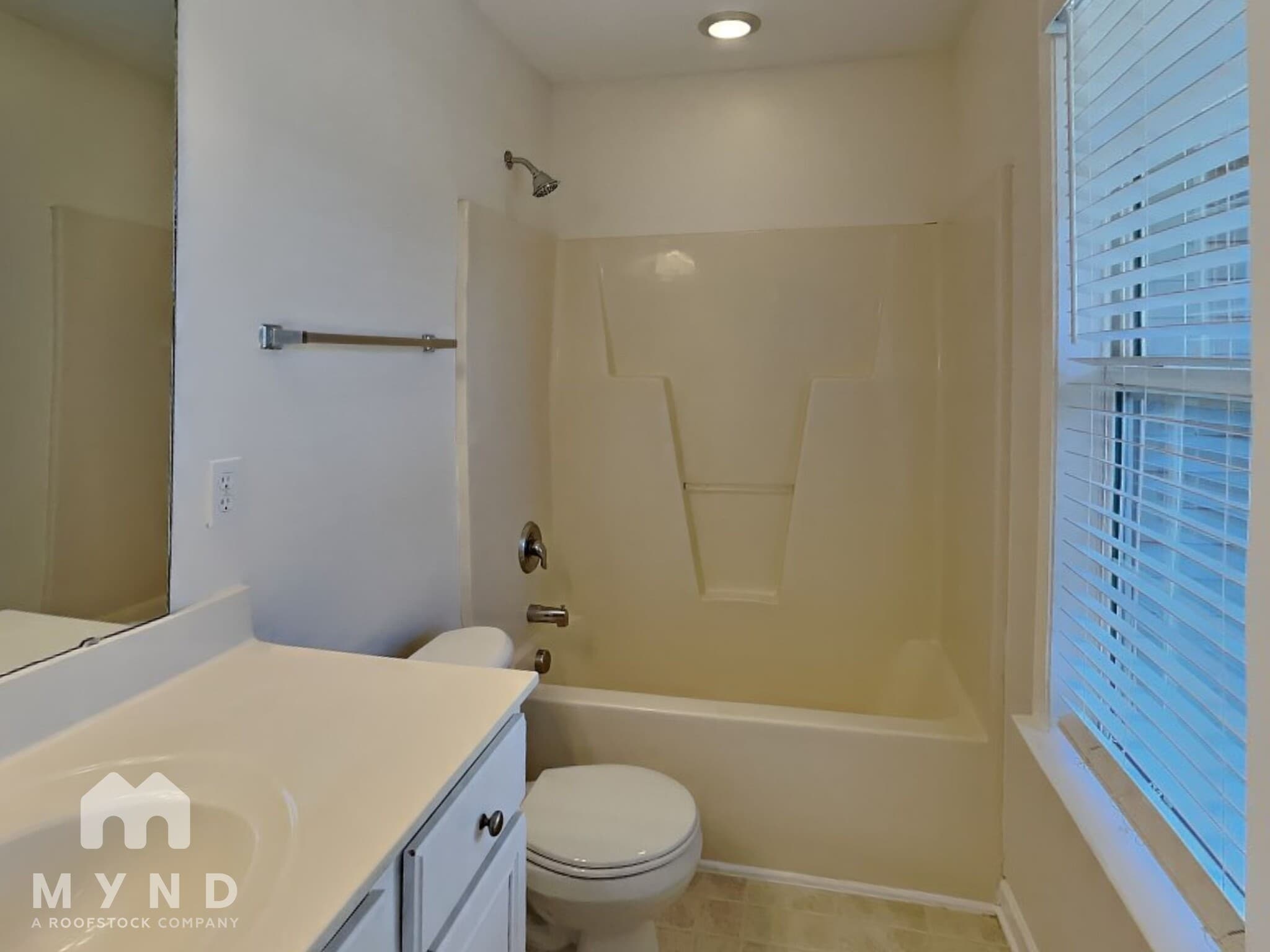 Building Photo - 106 Walford Park