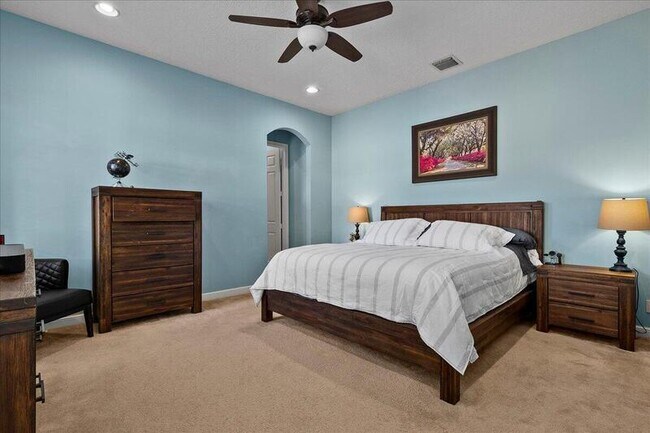 Building Photo - 82 Stoney Dr