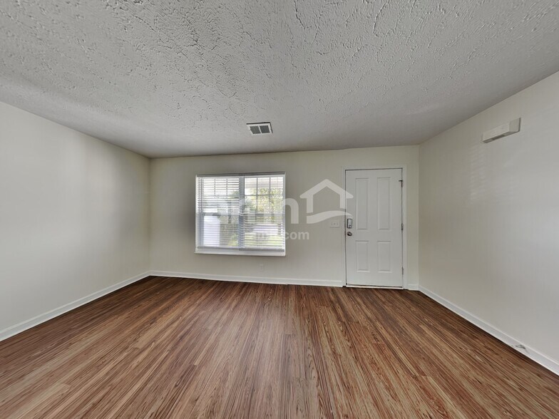 Building Photo - 3468 Chandler Cove Way