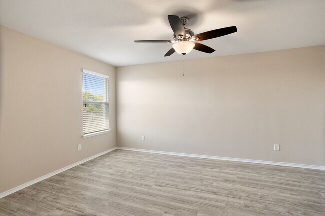 Building Photo - 12023 Sapphire River