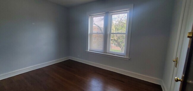 Building Photo - 3756 N Kilpatrick Ave