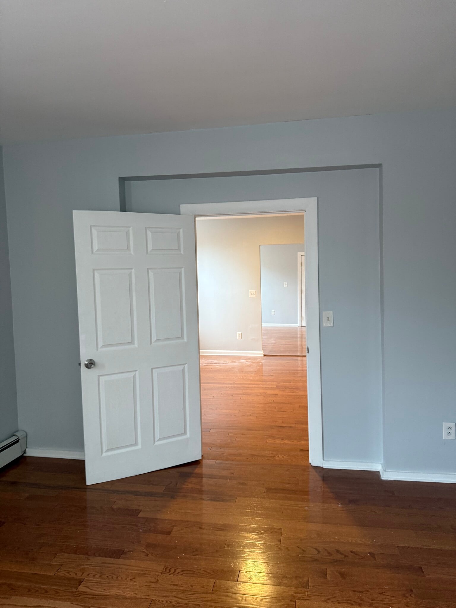 Building Photo - 75 Putnam St