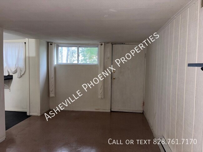 Building Photo - 49 Pine St