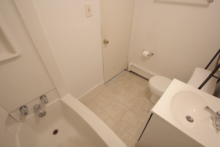 Building Photo - 311 S Trenton Ave