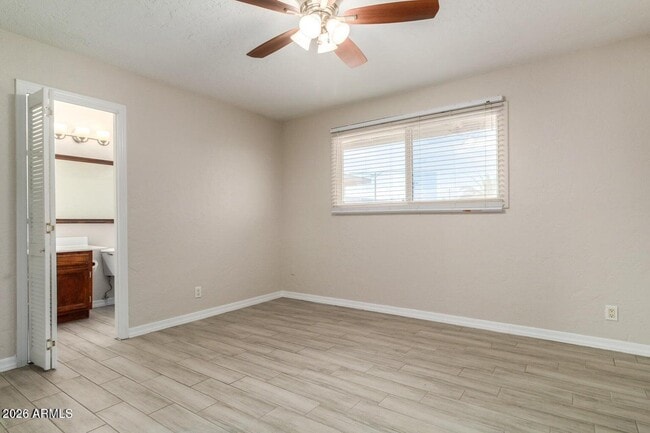 Building Photo - 132 E Pebble Beach Dr