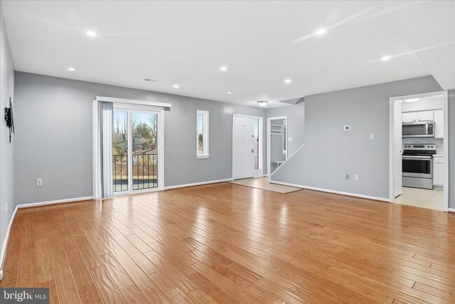 Building Photo - 4614 Conwell Dr