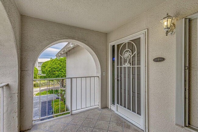 Building Photo - 1071 Sugar Sands Blvd