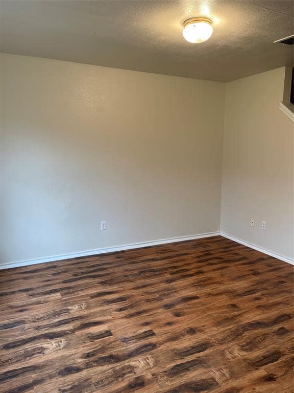 Building Photo - 1013 Christopher Ave