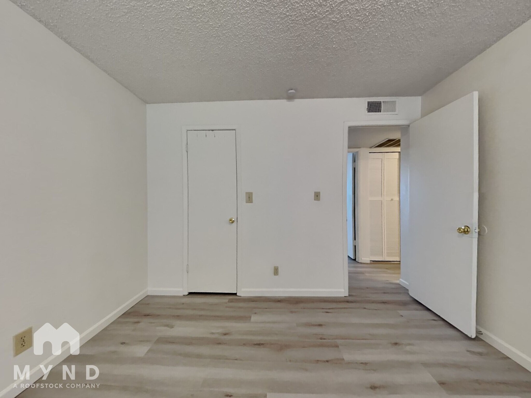 Building Photo - 7239 W Ironwood Dr