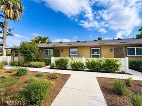Building Photo - 1198 S San Antonio Ave