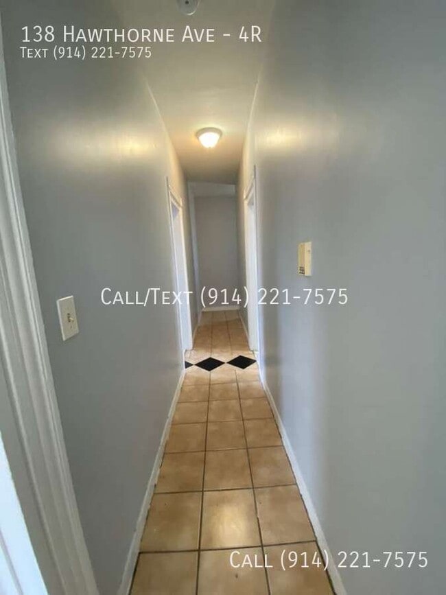 Building Photo - 138 Hawthorne Ave