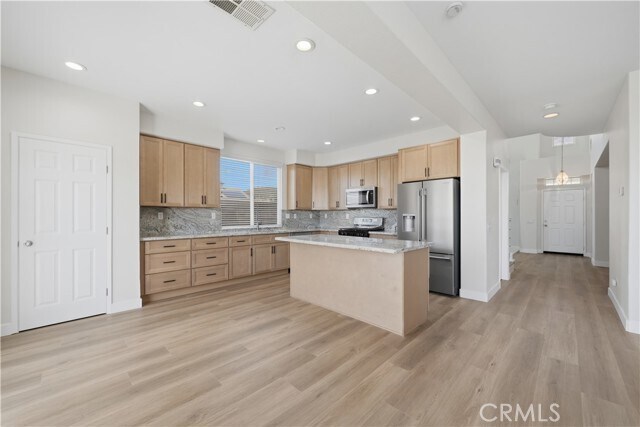 Building Photo - 27394 Snowfield St