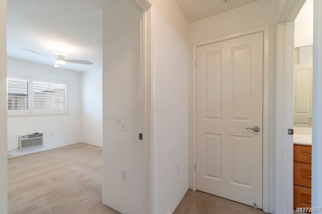 Building Photo - 1BR 1 BA with 2 ASSIGNED PARKING STALLS & ...