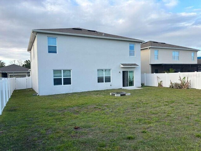 Building Photo - 1872 Rustic Falls Dr