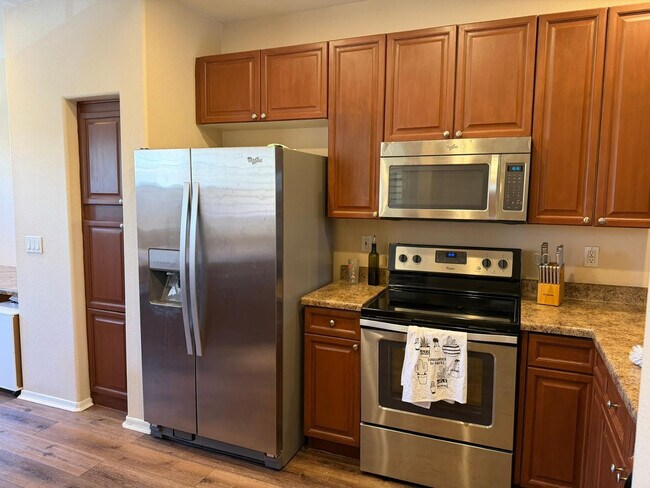 Building Photo - 4200 N 82nd St