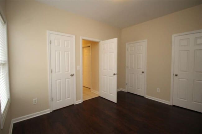 Building Photo - 5670 Winter Bluff Way NE