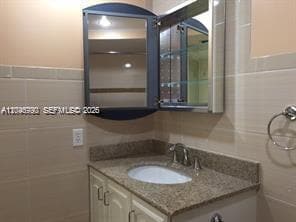Building Photo - 9301 SW 92nd Ave