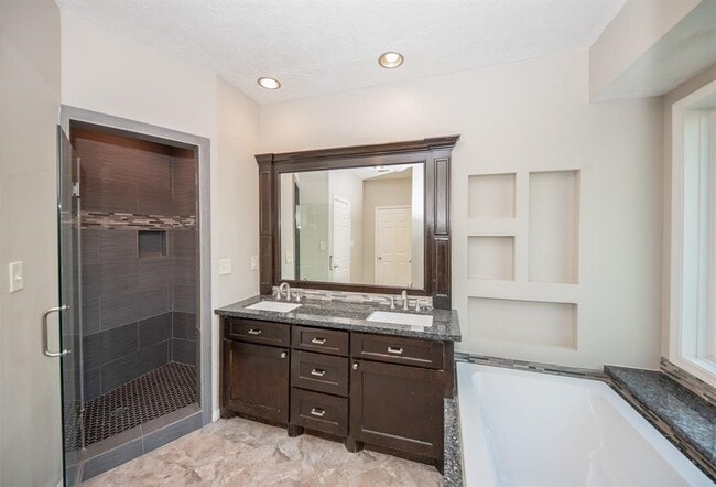 Building Photo - 11527 Earley Forest Ln