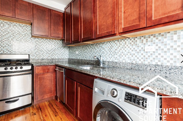 Building Photo - 555 W Arlington Pl