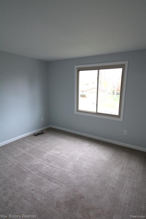 Building Photo - 6895 Indian Creek Dr