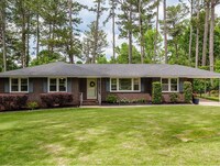 Building Photo - 3125 Edinburgh Dr