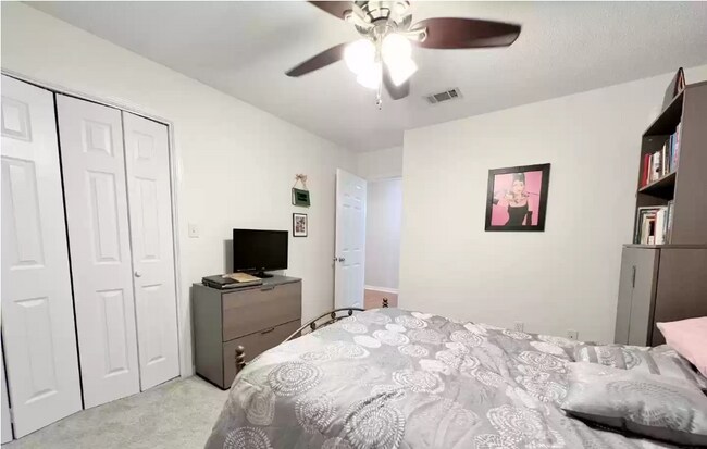 bedroom - 21 Ruby Cir