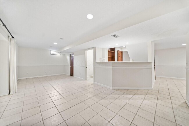 Building Photo - 7854 Astra Cir