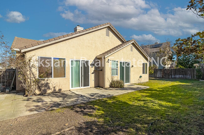 Building Photo - 936 Heartland Dr