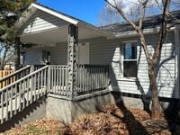 Building Photo - 220 Pointer Rd