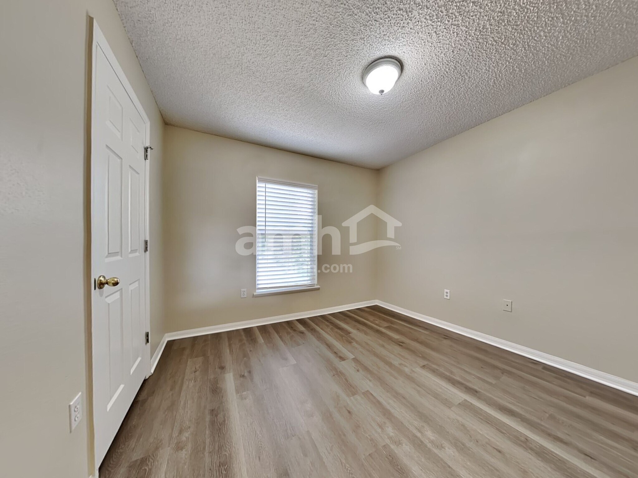 Building Photo - 1848 Saga Ct