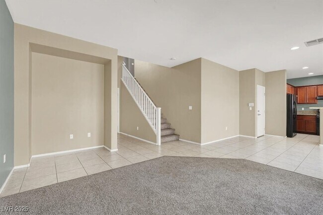 Building Photo - 6245 Blushing Willow St