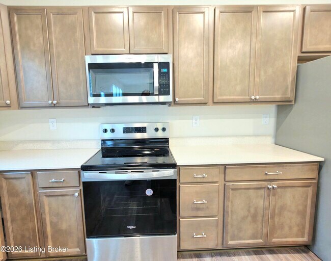 Building Photo - 4609 Golden Eagle Dr