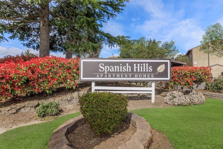 Primary Photo - Spanish Hills Apartments
